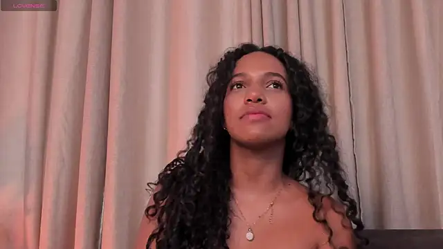 Tina_Rouse2's cam snapshot