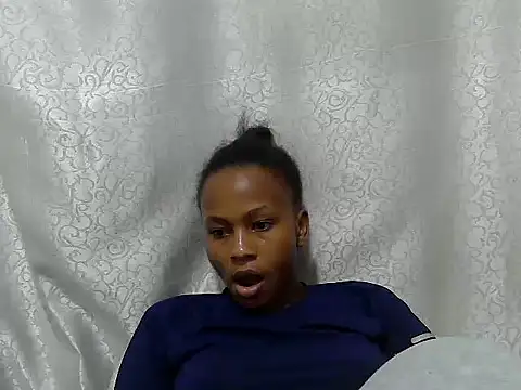 Creamybabee's cam snapshot