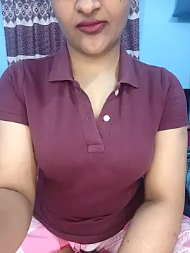 RomanticCouple432's cam snapshot