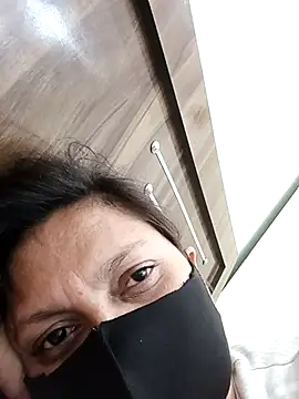 Mahira_sharma01's cam snapshot