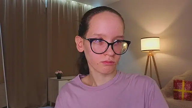 BettyBrowni's cam snapshot