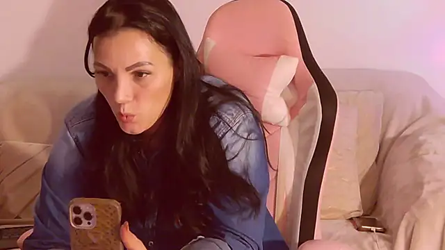 ReiyaRey live sex cam