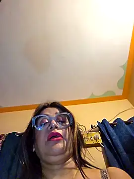 Hot_Queen77's cam snapshot