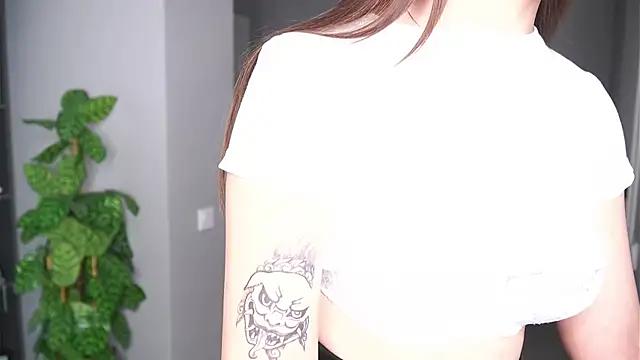 DejaBez's cam snapshot