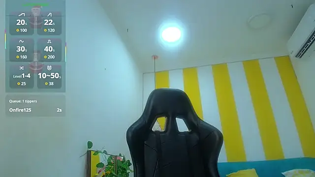 miss_honey01's cam snapshot