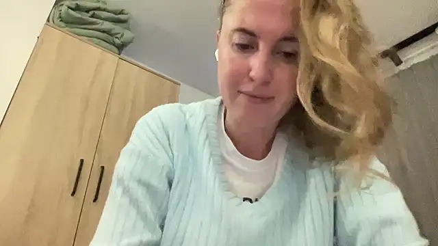 Ameli8's cam snapshot