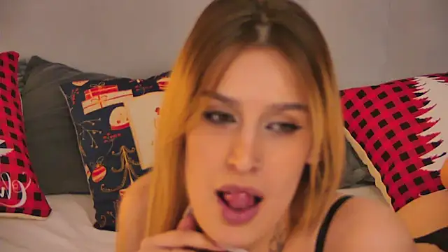 ElisMuse's cam snapshot