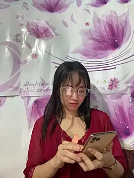 TranOanh999's cam snapshot