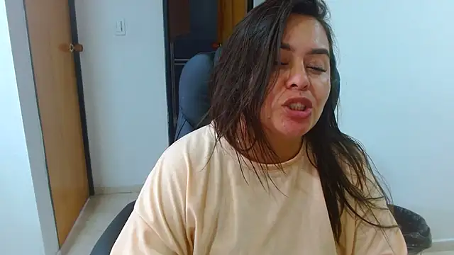 Ixchel_Anaid's cam snapshot