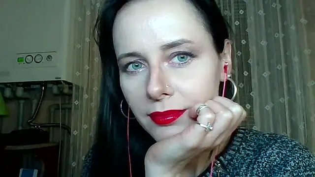 LuminousLady live sex cam