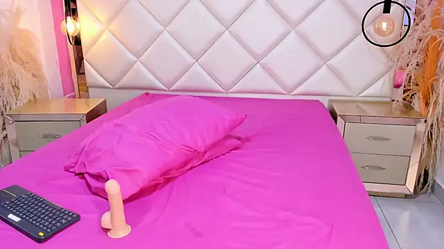 LunaCuute's cam snapshot