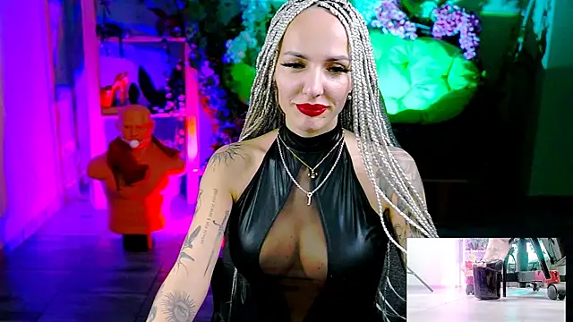 MonicaMaxwel live sex cam