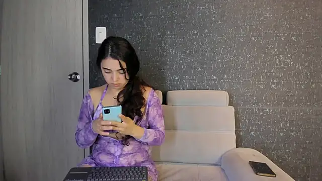 NickandAbby_'s cam snapshot