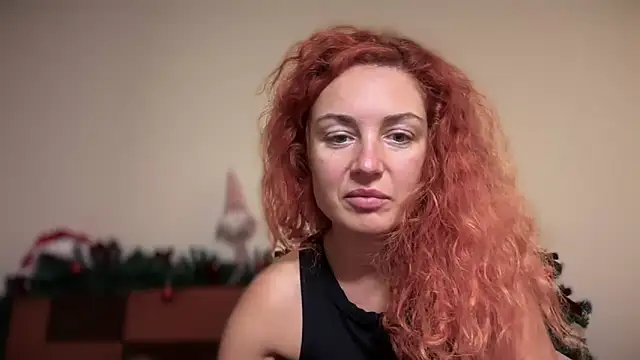 Reddgiirl's cam snapshot