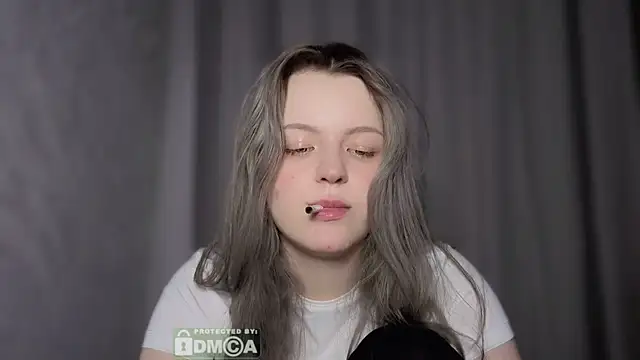 DollarBunny's cam snapshot