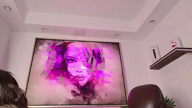 loana_vegas's cam snapshot