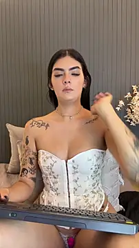 AliceRitter's cam snapshot