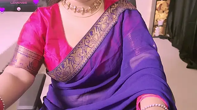 Khaleesiiii's cam snapshot