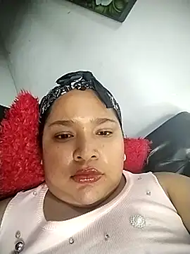 Angelly_ricura's cam snapshot