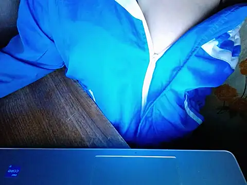 maian_love's cam snapshot