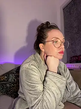 FemDom_RubyKnightXXO's cam snapshot