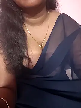 Keerthee_'s cam snapshot