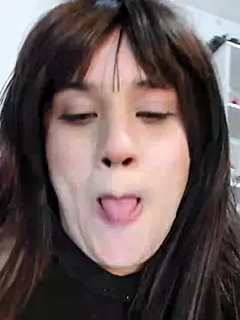 ItsNaiixa's cam snapshot