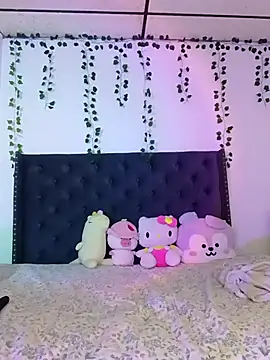 Alanaa_collins1's cam snapshot