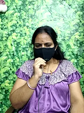 Queen-Neha's cam snapshot