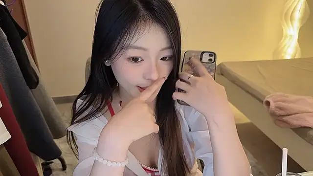 Robin-o3's cam snapshot