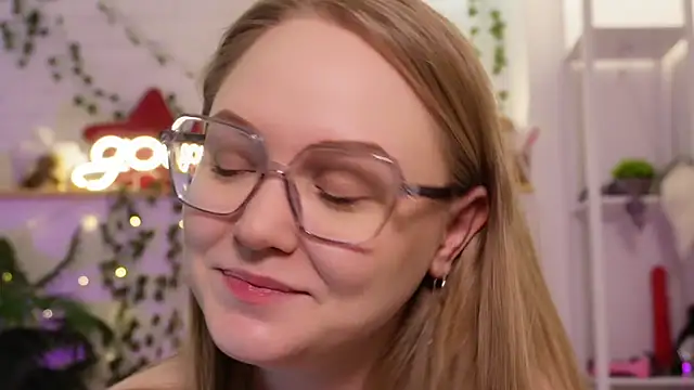 MonicaAsis's cam snapshot