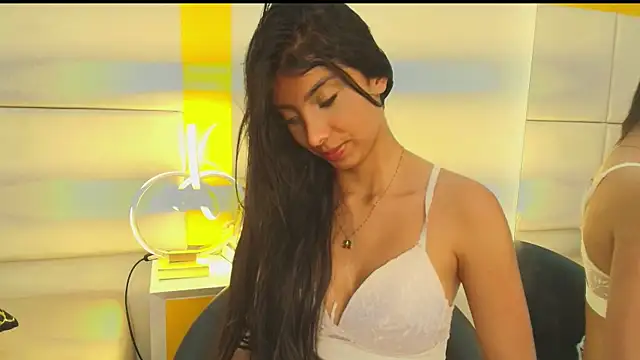 Isabella_Marsh's cam snapshot