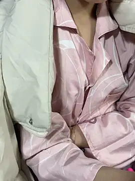 Mina048's cam snapshot