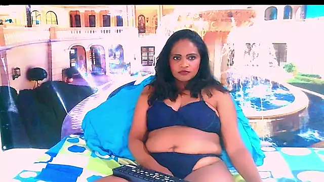 Luciousindian69's cam snapshot