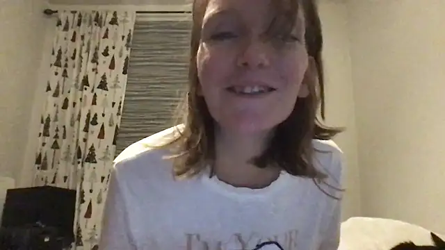 MeluaMauritius's cam snapshot