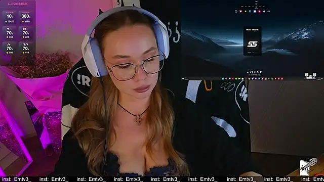 Emili1-'s cam snapshot