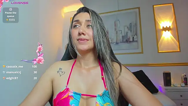 karlyy_'s cam snapshot