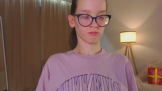 BettyBrowni's cam snapshot