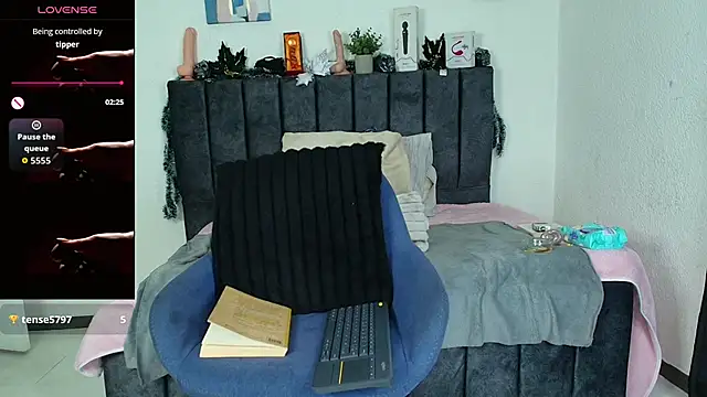 Devora_mature65's cam snapshot