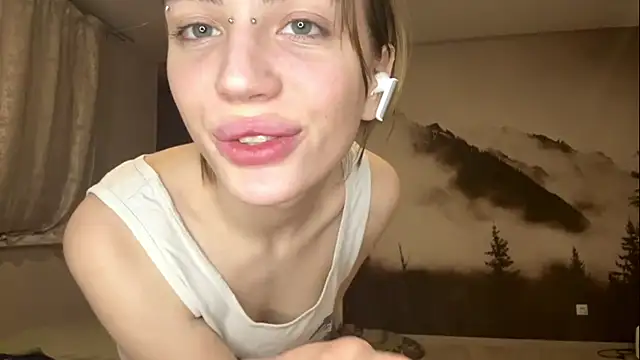 MelaineAytes's cam snapshot