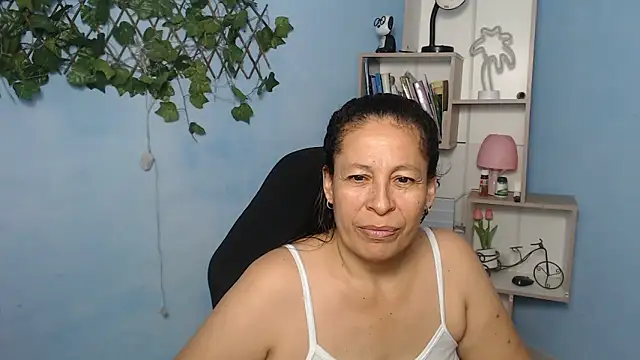 mature_martina's cam snapshot