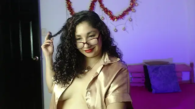 Gia_Dior's cam snapshot