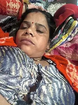 Hot_suini's cam snapshot