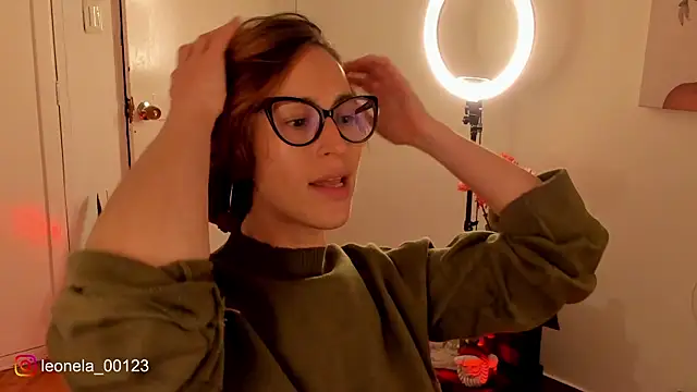 cuddlingbunny's cam snapshot