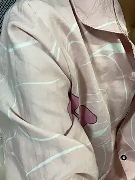 Mina048's cam snapshot