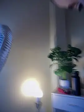 DemiSins's cam snapshot