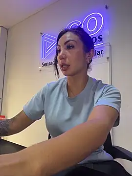 Sarahlove_90's cam snapshot