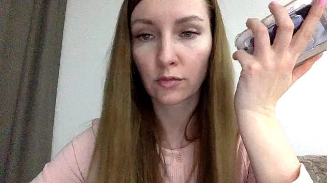 Varnyx's cam snapshot