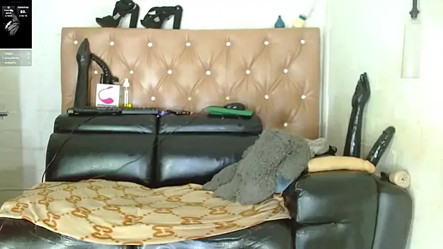 jenny-big-cock live sex cam