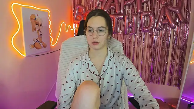 ShalinaMontana's cam snapshot